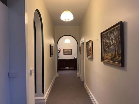 Arthurton Central - Yarra Valley Accommodation 1