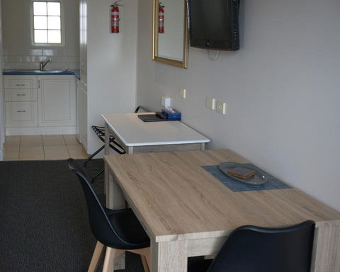 Ashmont Motel And Apartments - Yarra Valley Accommodation 3