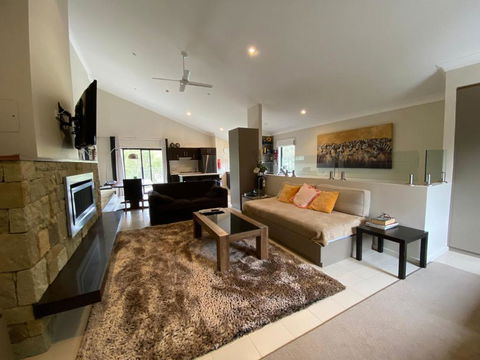 Aspen Creek 5 - Thredbo - Yarra Valley Accommodation 4