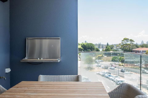 Astina Suites, Forster - Yarra Valley Accommodation 4