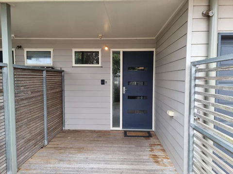 At Broadbeach Inverloch - Yarra Valley Accommodation 1