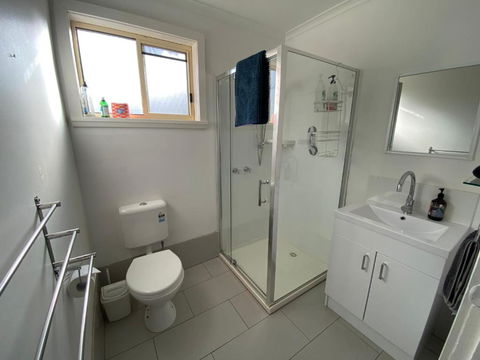 At HOME On HOLMES - Yarra Valley Accommodation 4