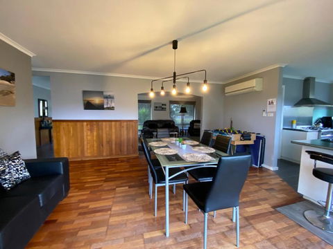At HOME On HOLMES - Yarra Valley Accommodation 2