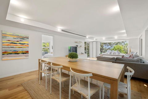 Audrey - Little Cove - Yarra Valley Accommodation 3