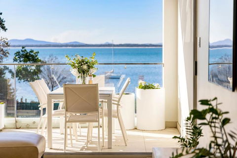 Aura 3 Spectacular Beachside Views - Yarra Valley Accommodation 1
