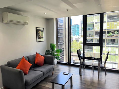 Aura On Flinders Serviced Apartments - Yarra Valley Accommodation 2