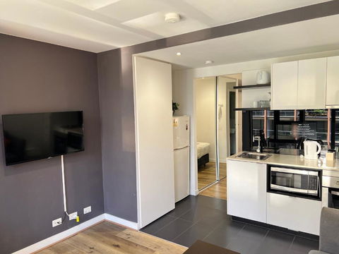 Aura On Flinders Serviced Apartments - Yarra Valley Accommodation 1