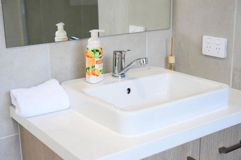 Austral Mordern House 10ppl - Yarra Valley Accommodation 1