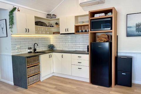 Autumn Beauty - Alpine Cottage 5 - Yarra Valley Accommodation 4