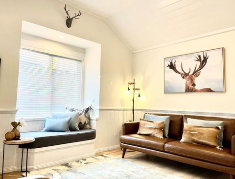 Autumn Beauty - Alpine Cottage 5 - Yarra Valley Accommodation 3
