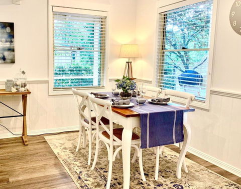 Autumn Beauty - Mountain View Cottage 3 - Yarra Valley Accommodation 3