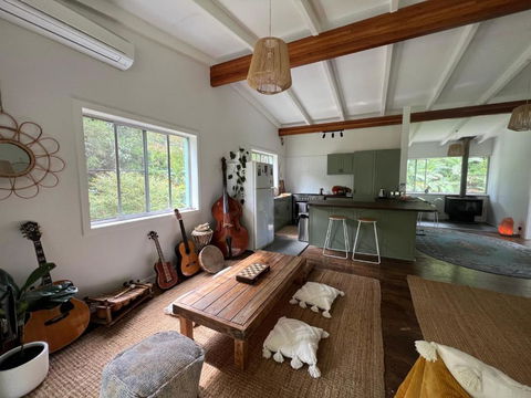 Avana Byron Apartment - Yarra Valley Accommodation 1