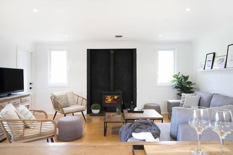 Avenue 36 - Yarra Valley Accommodation 4