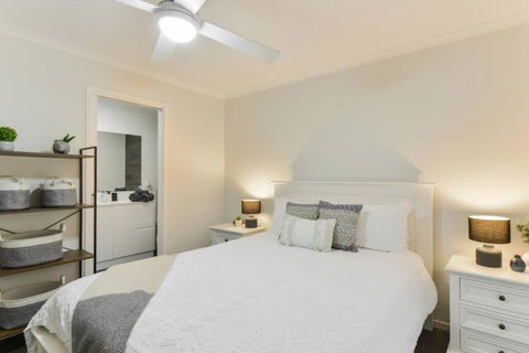 Avenue Family Retreat - Yarra Valley Accommodation 2