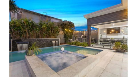 Avoca Beach Retreat - Yarra Valley Accommodation 1