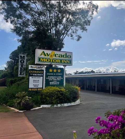 Avocado Motor Inn - Yarra Valley Accommodation 4
