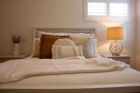 Ayada Villa - Pet Friendly - 1 Min To Beach - Yarra Valley Accommodation 1