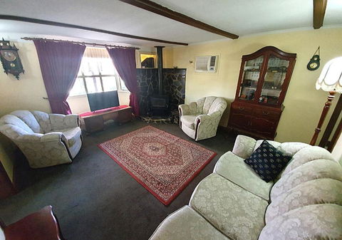 Ayers Burra - Historical 1851 Cottage - Yarra Valley Accommodation 0