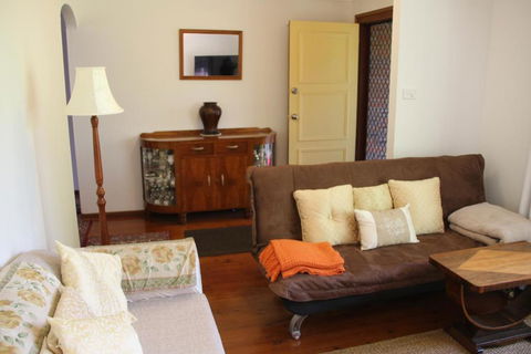 Azalea Cottage, Leura NSW Australia - Yarra Valley Accommodation 2