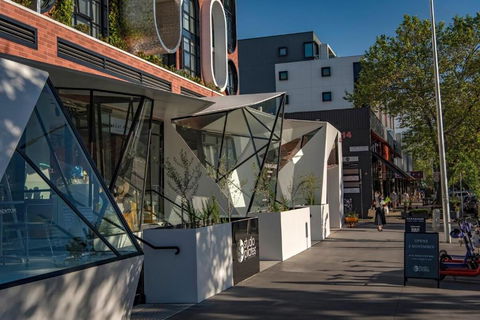 Awesome Brooklyn Inspired Stay - Mt Ainslie View - Yarra Valley Accommodation 2