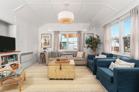 Avalon Vintage Beachside Family Getaway - Yarra Valley Accommodation 2
