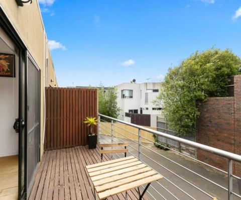 Ascot Vale - Lovely 2 Bedroom Townhouse Close To Everything! - Yarra Valley Accommodation 4