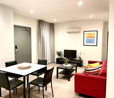 Astral Apartments - Perfectly Located 2 Bedroom Apartment In St Kilda - Yarra Valley Accommodation 1