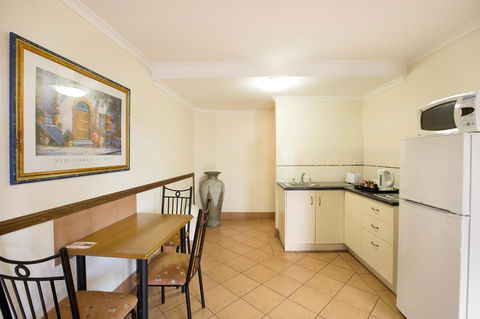 Glenmore Tavern - Yarra Valley Accommodation 15