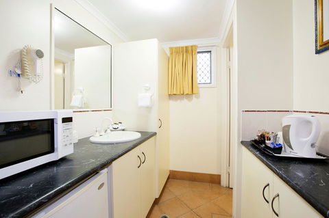 Glenmore Tavern - Yarra Valley Accommodation 34
