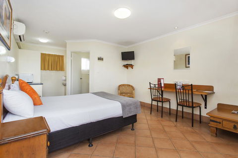 Glenmore Tavern - Yarra Valley Accommodation 29