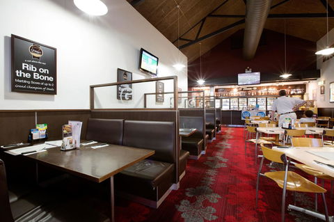 Glenmore Tavern - Yarra Valley Accommodation 22