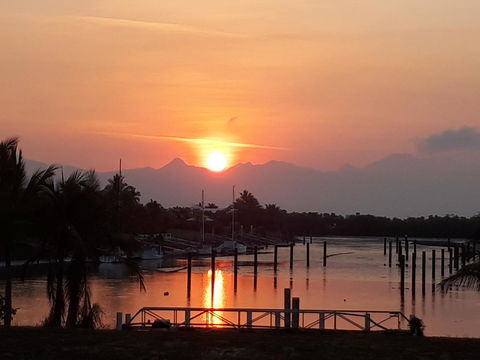 Hinchinbrook Holiday Apartments - Yarra Valley Accommodation 18