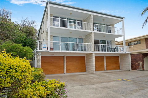 LISTEN TO THE SURF From Rickman Pde, Woorim - Yarra Valley Accommodation 17