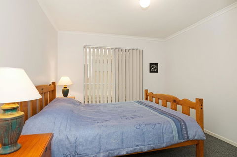 LISTEN TO THE SURF From Rickman Pde, Woorim - Yarra Valley Accommodation 6