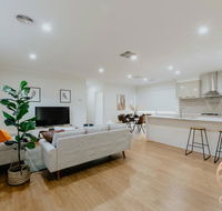 118 Refreshing 3BR Werribee Family House - Yarra Valley Accommodation