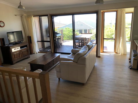 121 Montague Avenue, Kianga - Yarra Valley Accommodation 2