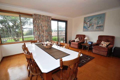 16 Haddrill Parade - Yarra Valley Accommodation 2
