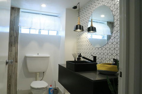 2 Bedroom Close To CBD - Yarra Valley Accommodation 2