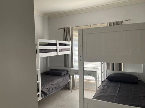 Country House With Stunning Views For 1-10 People - Yarra Valley Accommodation 1
