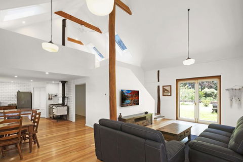 275 Ridge Road, Central Tilba - Yarra Valley Accommodation 2