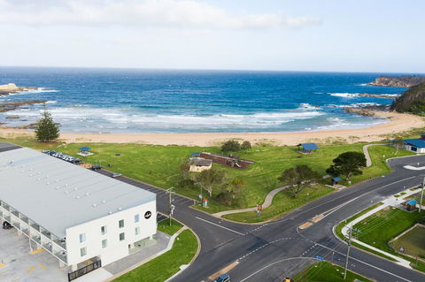 Abode Malua Bay - Yarra Valley Accommodation 0