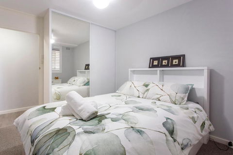 East Fremantle Escape - Yarra Valley Accommodation 4