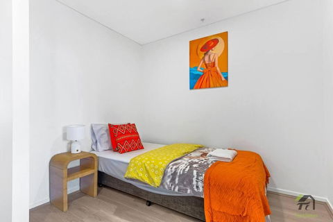 Happy Home In Auburn Close To Olympic Park - Yarra Valley Accommodation 2