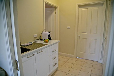 Holly Lane Mews - Yarra Valley Accommodation 0