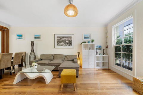 Ideally Located 3 BR With Parking & Central & Darling Harbour-10 Mins Walk - Yarra Valley Accommodation 3