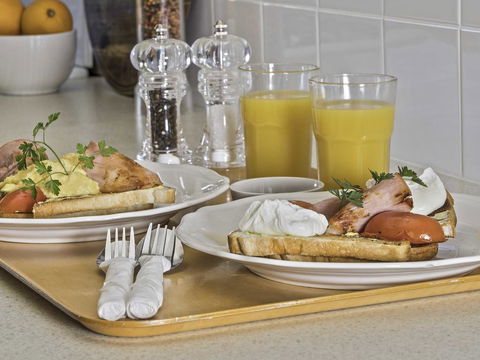 Almare Tourist Motel - Yarra Valley Accommodation 0