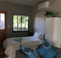 Annerley-granny flatprivate new convenience - Yarra Valley Accommodation
