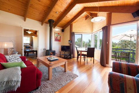 Art At Linden Gate - Yarra Valley Accommodation 2