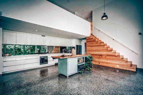 Modern House Close To CBD & Adelaide Oval - Yarra Valley Accommodation 0