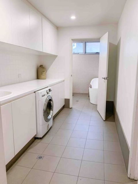 Modern House Close To CBD & Adelaide Oval - Yarra Valley Accommodation 2